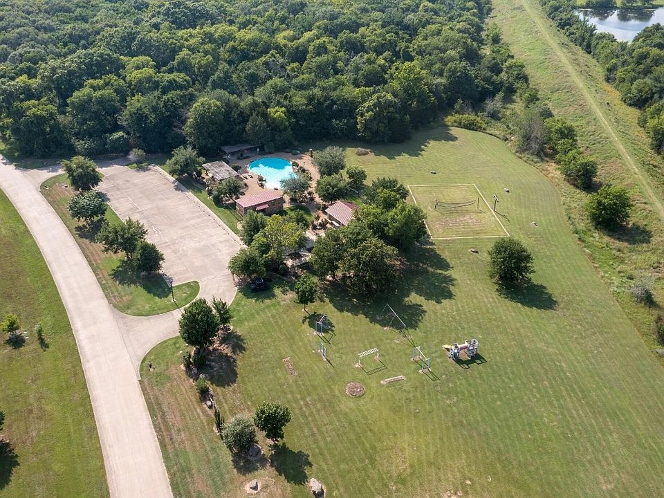 1077 Canyon Lake Rd, Wills Point, TX 75169 MLS 20390271 Zillow