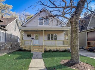 307 Blaine Ave, Racine, WI 53405
