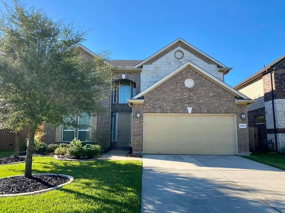 1st image of 15635 Windsor Bluff Dr