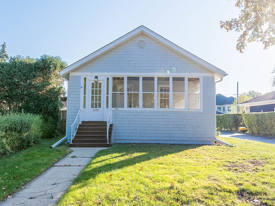 1st image of 307 S Gilbert Ave