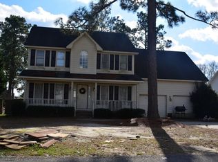 6309 Streeter Dr, Hope Mills, NC 28348