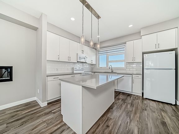 4th image of 17635 58th St NW #85