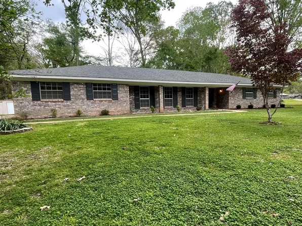 110 Estelle Dr, Vicksburg, MS 39180