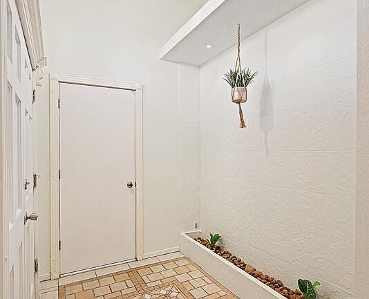 3rd image of 1432 Plaza Fatima Ct