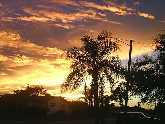 Sunset View From Front Yard