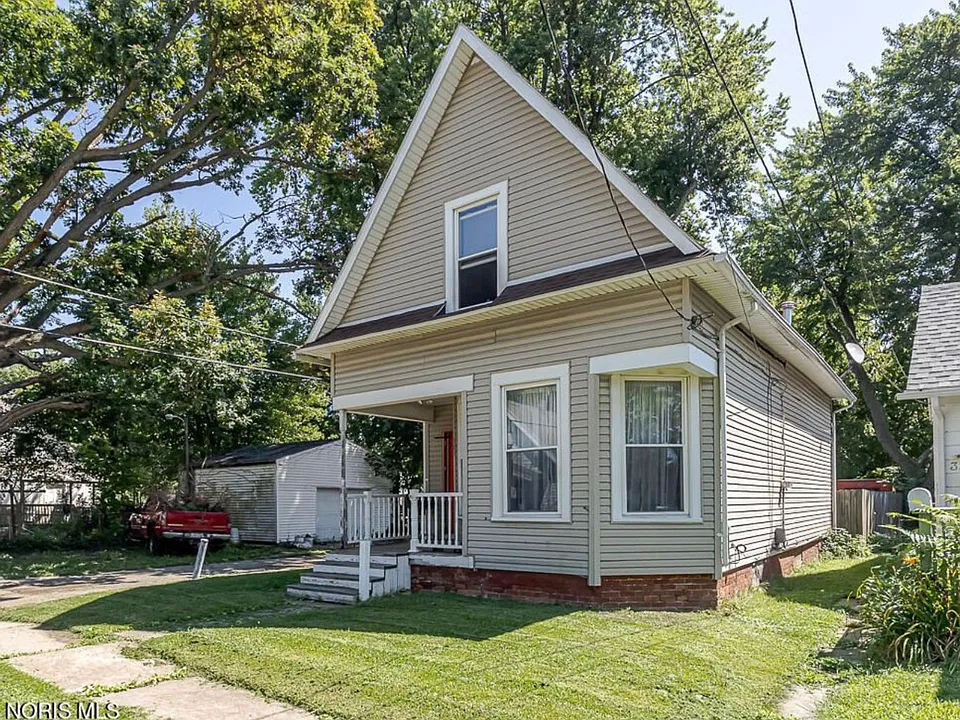 321 Hiett Ave