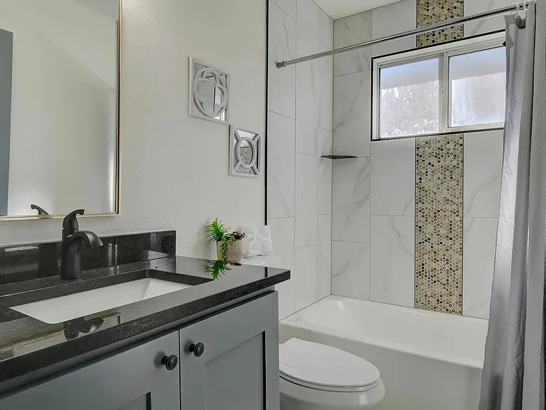 4157 Foxwood Trl SE — Photo 20