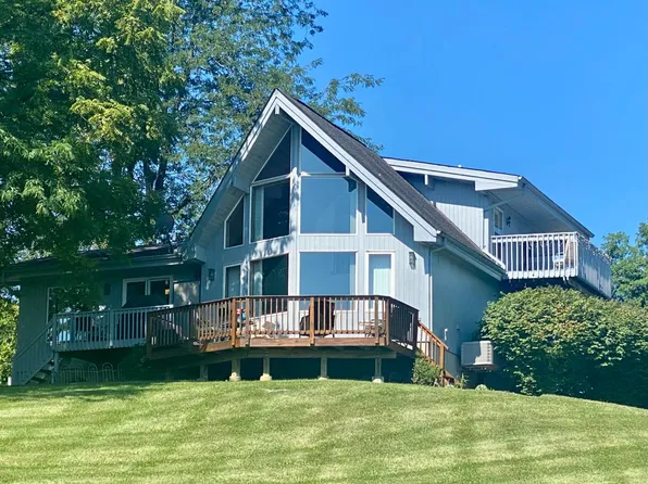 493 Ivy Hill Dr, Lawrenceburg, IN 47025