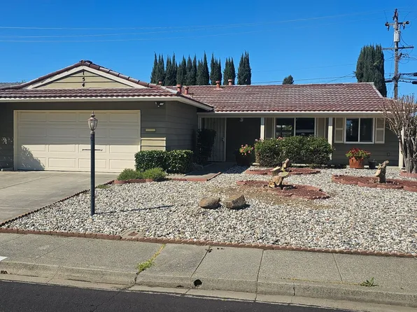 154 McKinley Cir, Vacaville, CA 95687