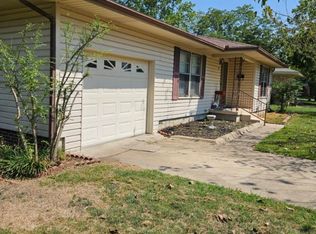 1402 Glendale St, Greenville, TX 75401