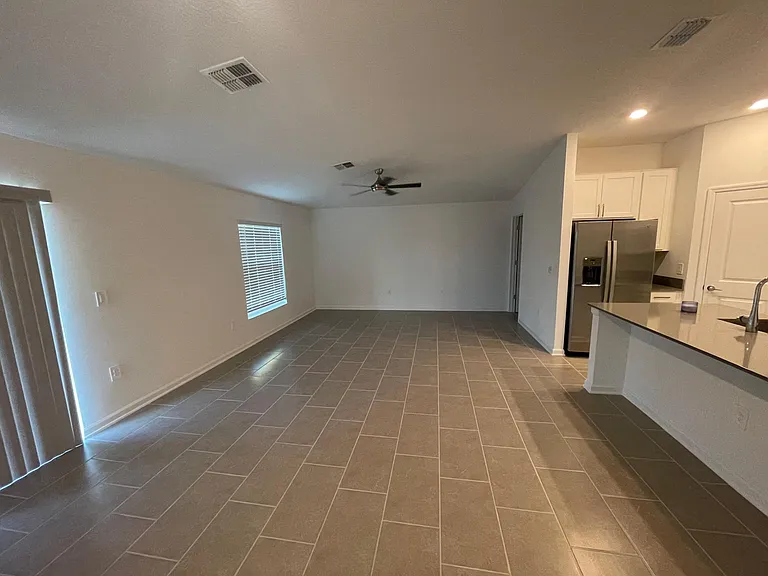 9368 Revere Ave — Photo 12