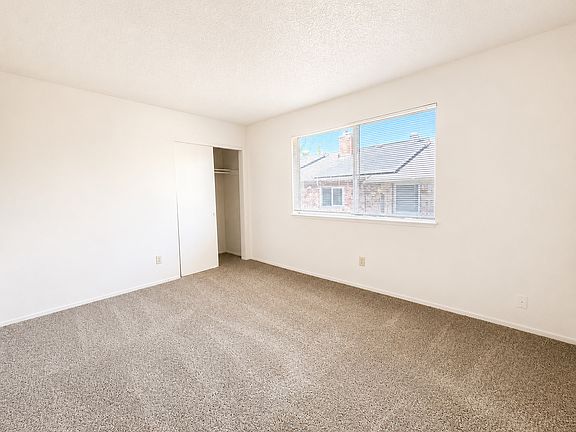 5th image of 1235 Berrum Ln APT 3