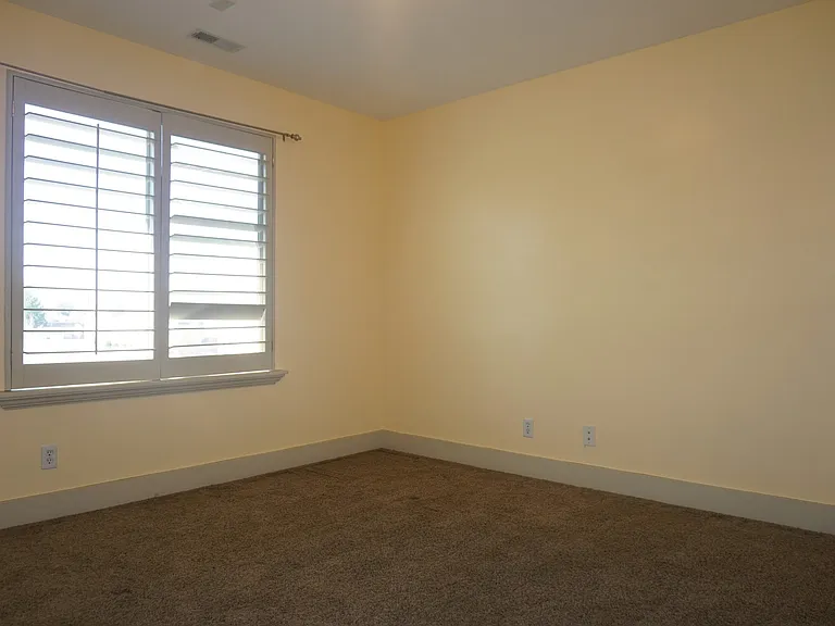 222 E Belle Glenn Cir — Photo 13