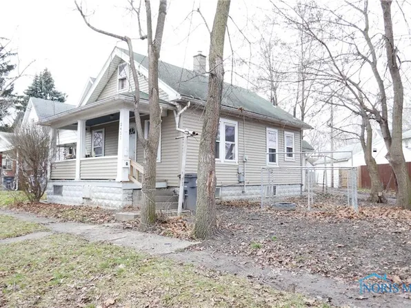 2451 Woodford St, Toledo, OH 43605