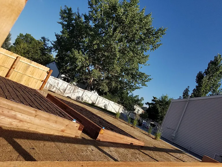 2058 Sumac St — Photo 10