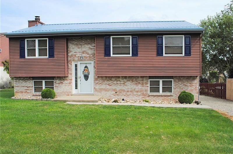 1st image of 211 Cooperage Ct