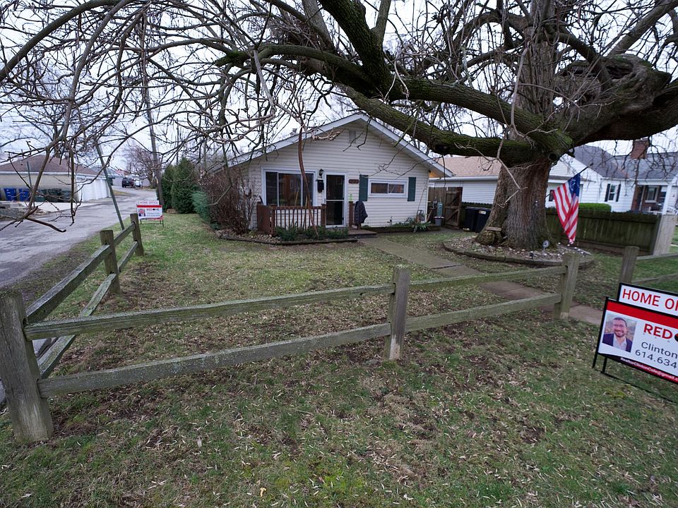 1st image of 27 W Kanawha Ave