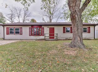 2802 Campbell Dr, Champaign, IL