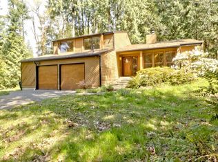 24734 SE Mirrormont Pl, Issaquah, WA 98027