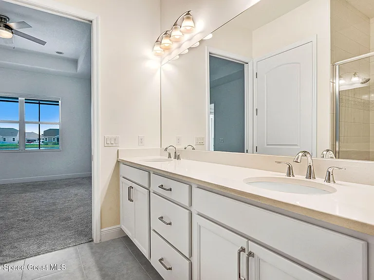 2988 Pangea Cir — Photo 35