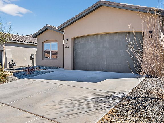 3rd image of 2076 Solara Loop NE #Rio