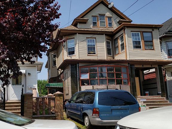 2nd image of 9122 121st St