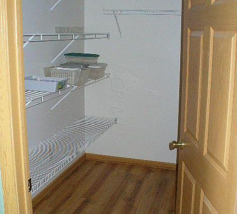 5th image of 100 Foster Dr