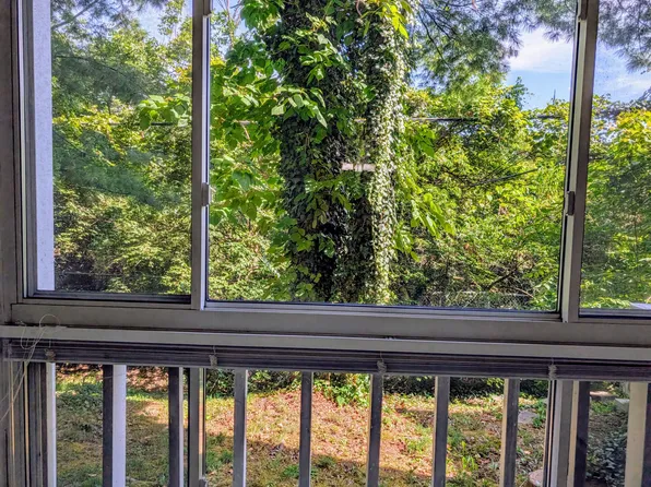 395 Redding Rd APT 159, Lexington, KY 40517
