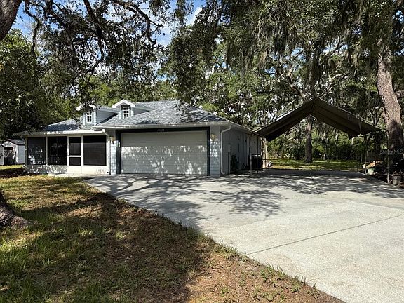 2nd image of 10733 Oak Dr