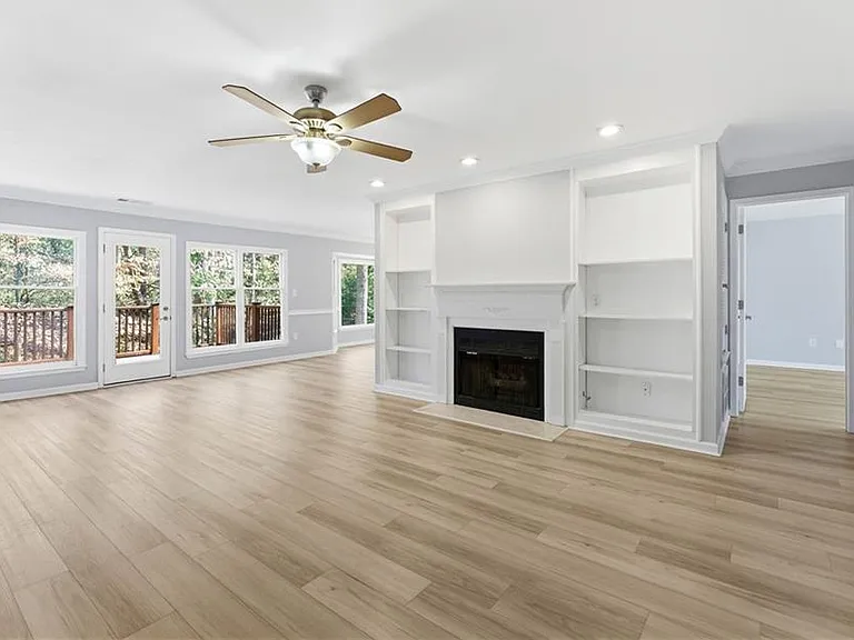 33 Plantation Dr NE #B — Photo 4