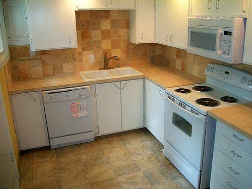 5th image of 3012 NE Whitman Ave