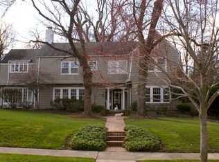 3735 Edgevale Rd, Toledo, OH 43606