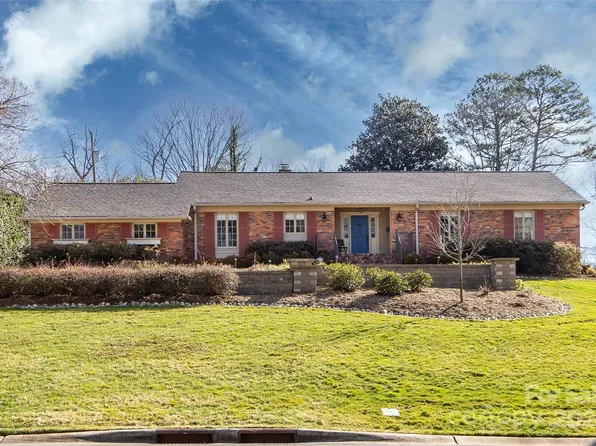 3215 Landerwood Dr, Charlotte, NC 28210