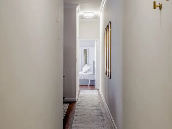 70 East 93rd Street image 11 of 14