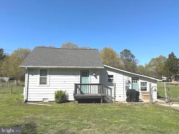 4854 Avery Rd, Shady Side, MD 20764