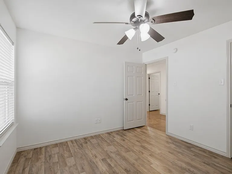 1118 Cedar Creek Rd — Photo 31
