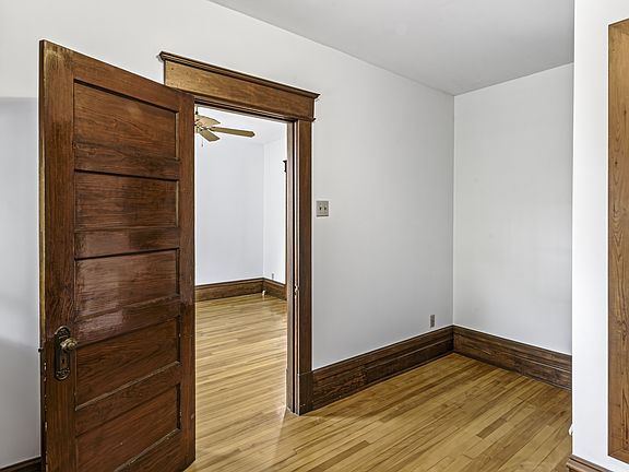 4th image of 270 Arlington Ave #2-Bedroom