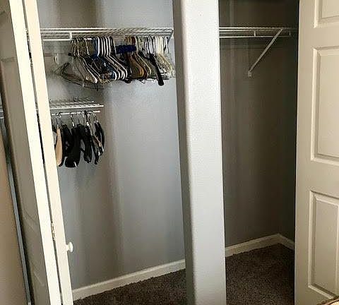 5th image of 715 Honeysuckle Ave #B