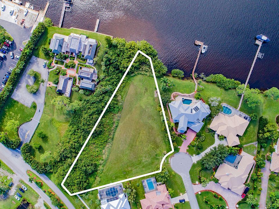 1st image of 3308 SE River Vista Ct
