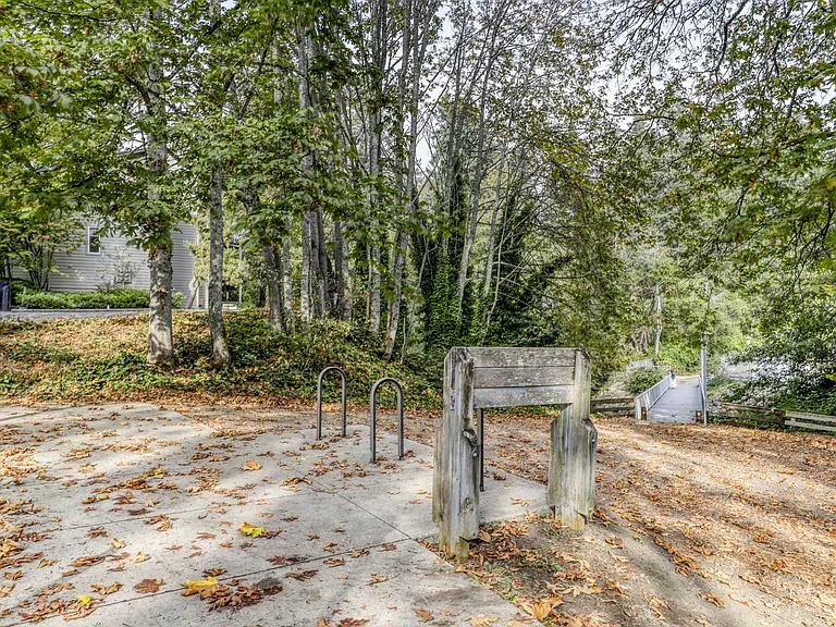 115 Hall Brothers Loop #201 — Photo 17