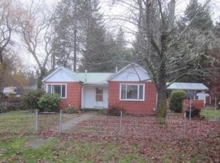 220 S Old Stage Rd, Cave Junction, OR 97523