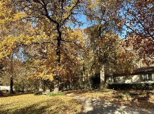 483 Coffee Ln, Green Forest, AR 72638