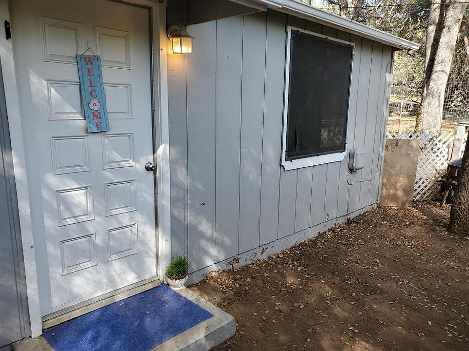 1st image of 15350 Country Club Ln