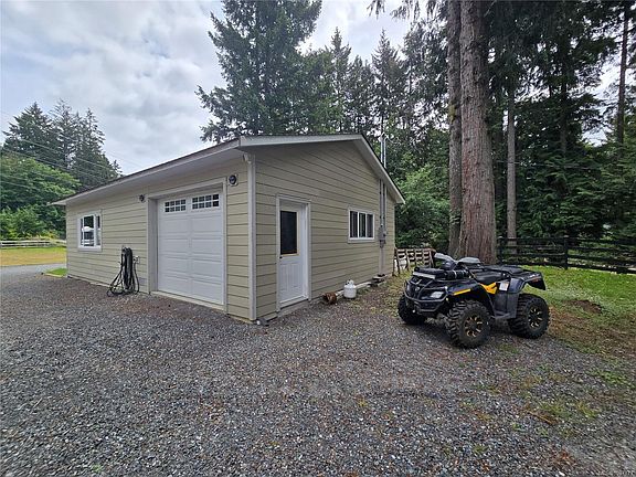 4th image of 3271 Thain Rd