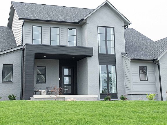 2nd image of 1071 Chatham Hills Blvd