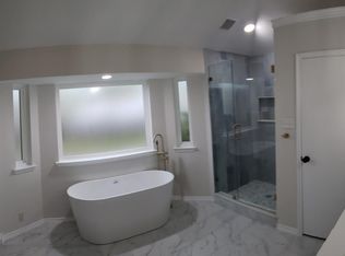 2104 Nob Hl, Carrollton, TX 75006