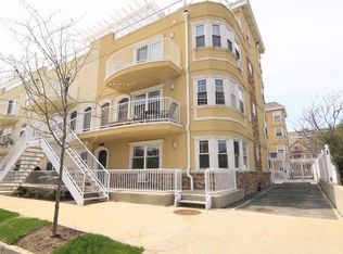 187 Beach 100th St #A, Rockaway Park, NY 11694
