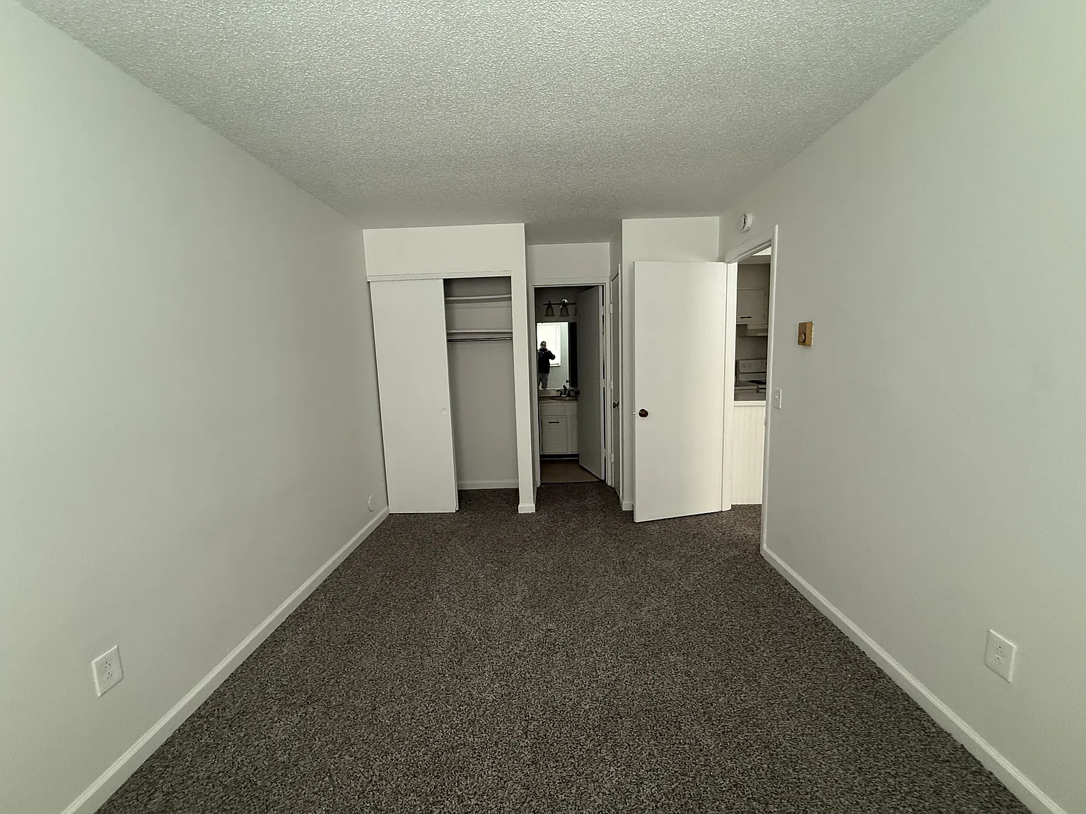 Mensah Apartments Toledo — Photo 4