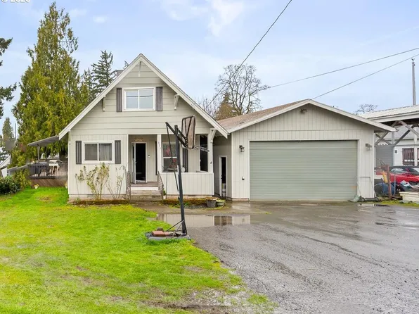 335 N 4th St, Saint Helens, OR 97051