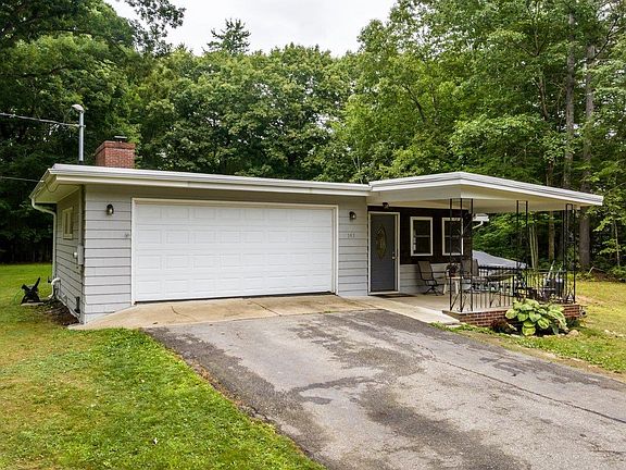 3rd image of 143 Long Hill Road
